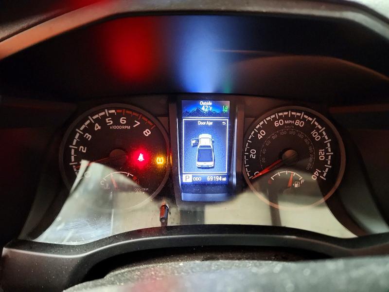 Снимка 9 от търг – 2022 TOYOTA TACOMA с VIN 3TYRX5GN1NT057141