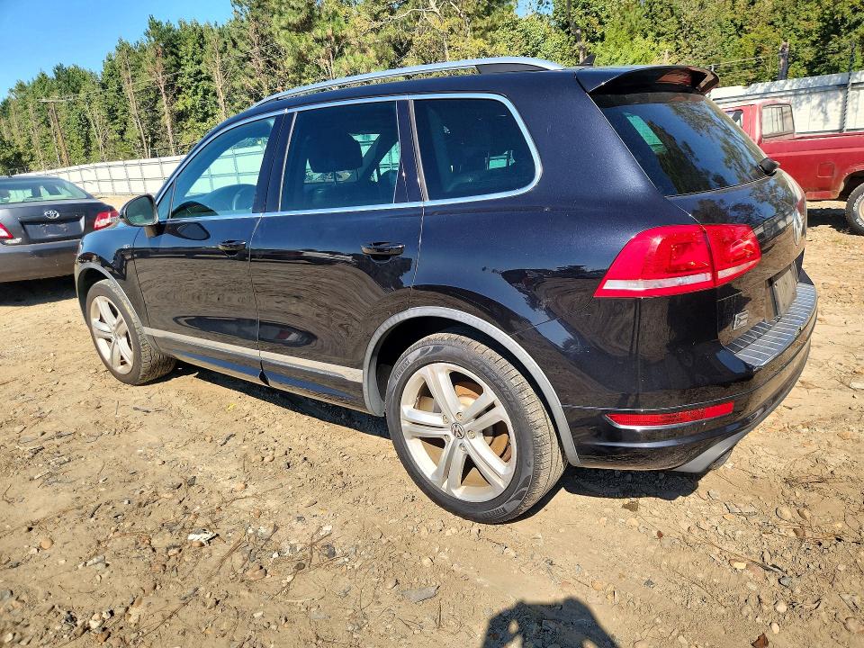 Снимка 2 от търг – 2014 VOLKSWAGEN TOUAREG с VIN WVGDF9BP8ED009412