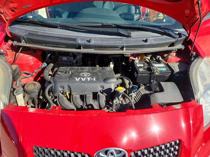 Снимка 11 от търг – 2007 TOYOTA YARIS с VIN JTDJT903075099734