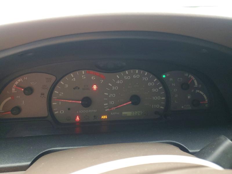 Photo 9 from auction – 2003 TOYOTA SEQUOIA with VIN 5TDZT38A53S179859