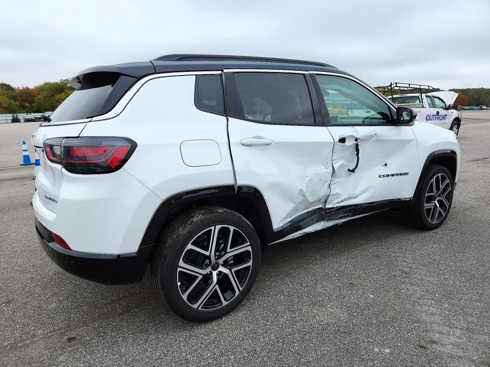 Photo 3 from auction – 2025 JEEP COMPASS with VIN 3C4NJDCN5ST601427