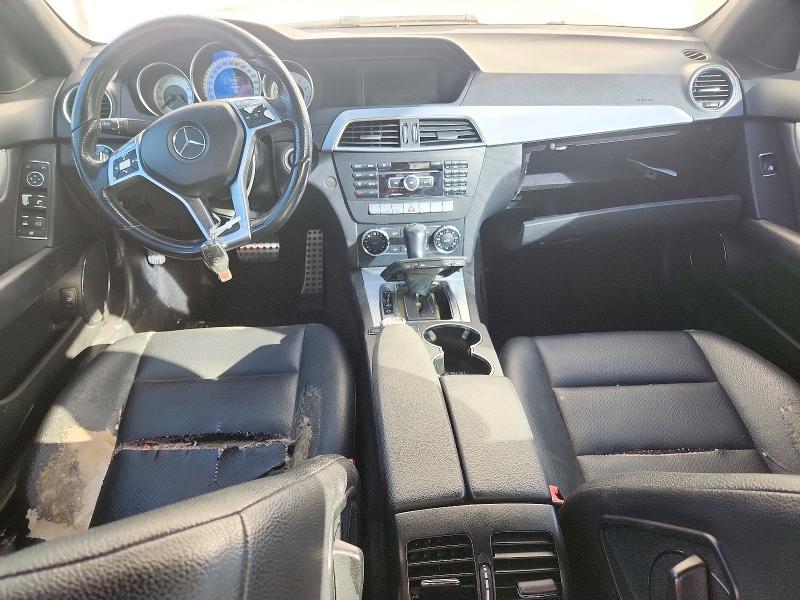 Снимка 8 от търг – 2013 MERCEDES-BENZ C с VIN WDDGF4HB2DA797626