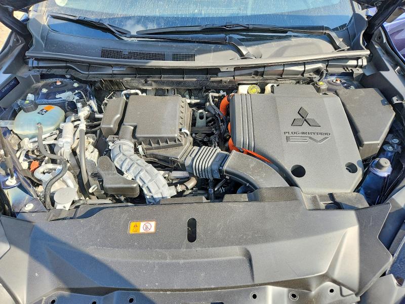 Снимка 12 от търг – 2024 MITSUBISHI OUTLANDER с VIN JA4T5VA90RZ016243