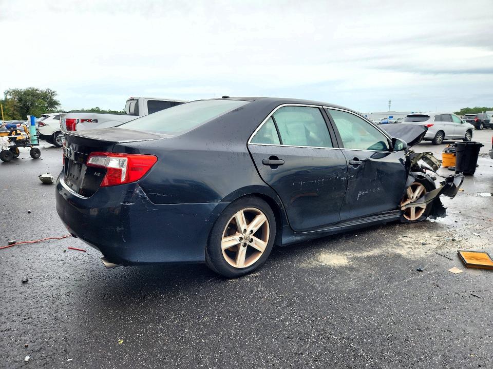 Снимка 3 от търг – 2012 TOYOTA CAMRY с VIN 4T1BF1FK5CU024275