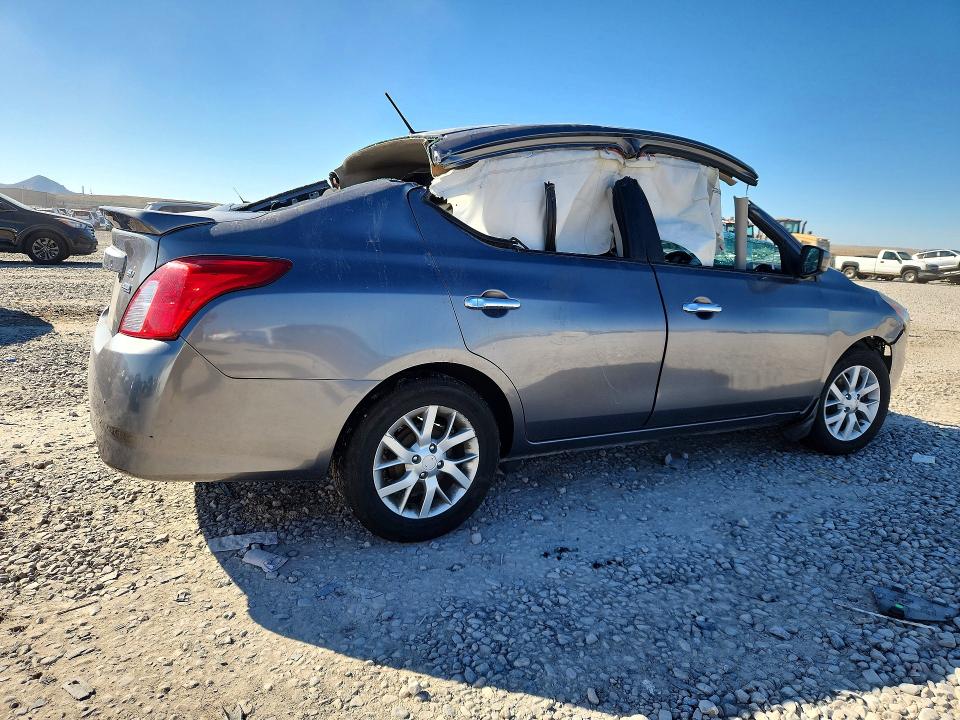 Снимка 3 от търг – 2017 NISSAN VERSA с VIN 3N1CN7AP0HL819904
