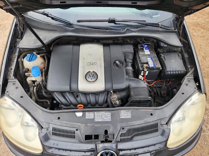 Снимка 11 от търг – 2009 VOLKSWAGEN RABBIT с VIN WVWDA71K89W042353