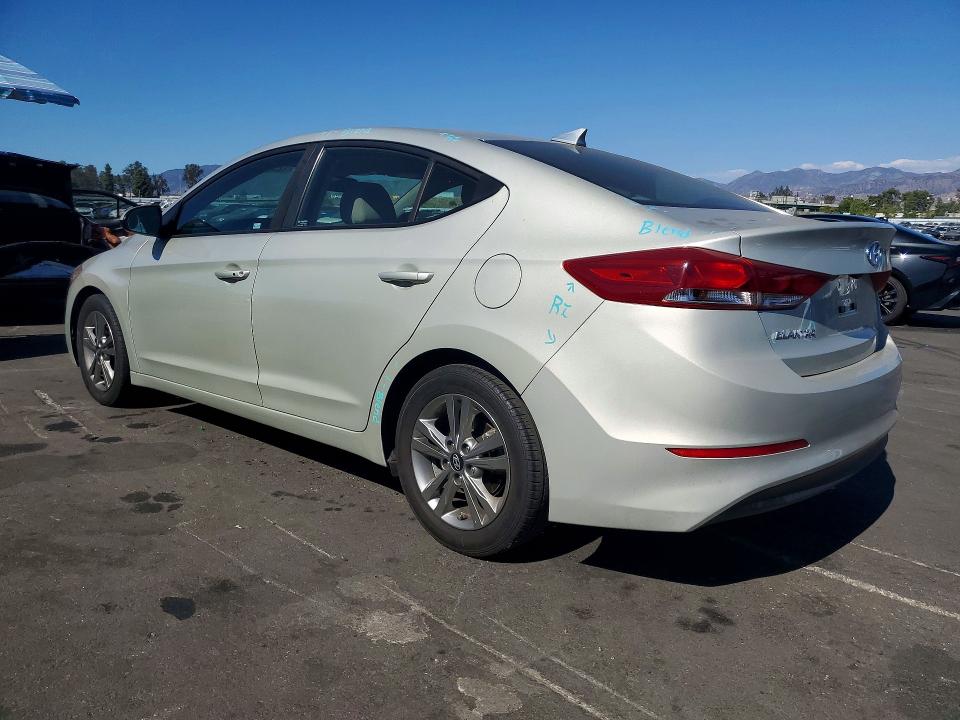 Снимка 2 от търг – 2018 HYUNDAI ELANTRA с VIN 5NPD84LF5JH399204