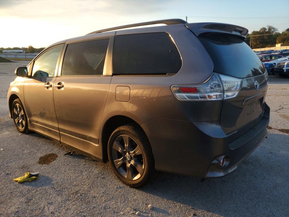 Снимка 2 от търг – 2011 TOYOTA SIENNA с VIN 5TDXK3DC0BS117012