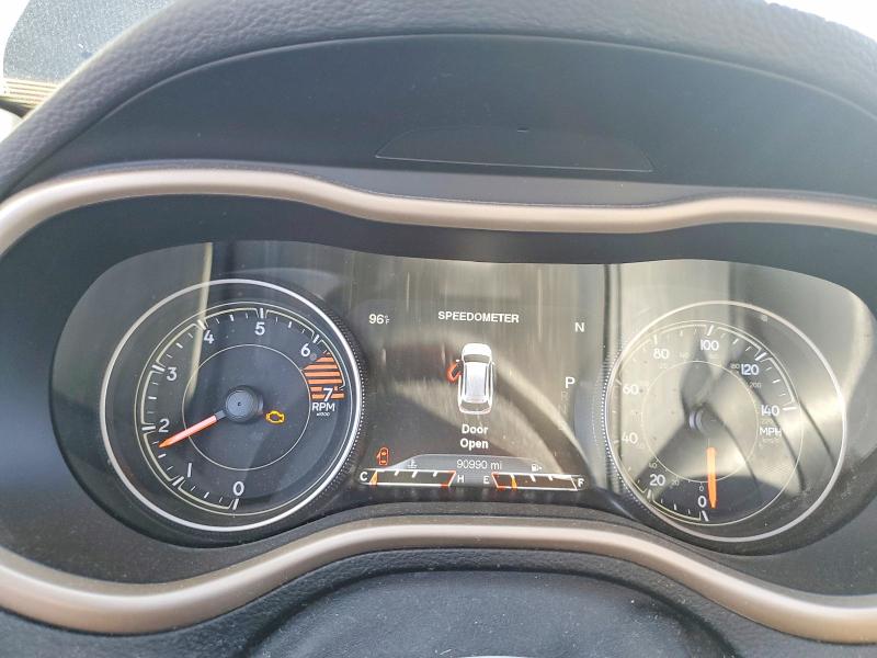 Снимка 9 от търг – 2016 JEEP CHEROKEE с VIN 1C4PJLDB9GW110464
