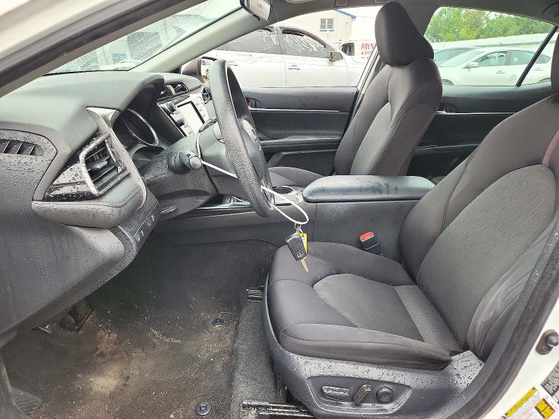 Снимка 7 от търг – 2019 TOYOTA CAMRY с VIN 4T1B11HK4KU197201