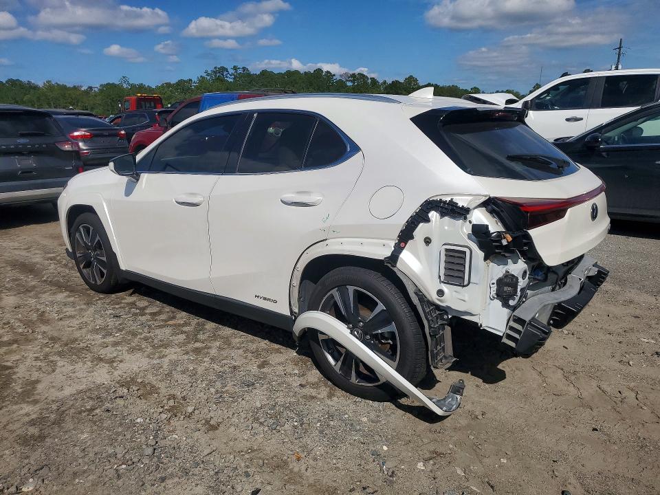 Photo 2 from auction – 2022 LEXUS UX 250H with VIN JTHP9JBH4N2061813