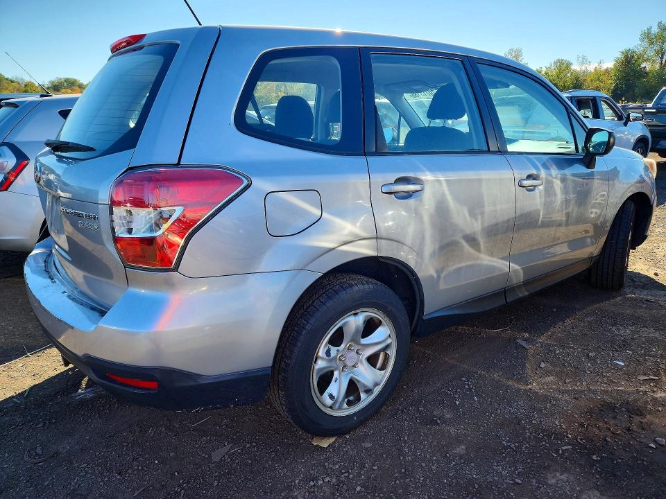 Фото 3 с аукциона – 2014 SUBARU FORESTER с VIN JF2SJAAC9EH412058