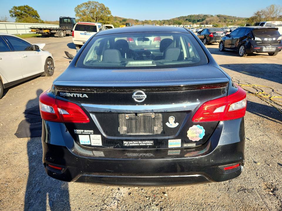 Снимка 6 от търг – 2017 NISSAN SENTRA с VIN 3N1AB7APXHY228790