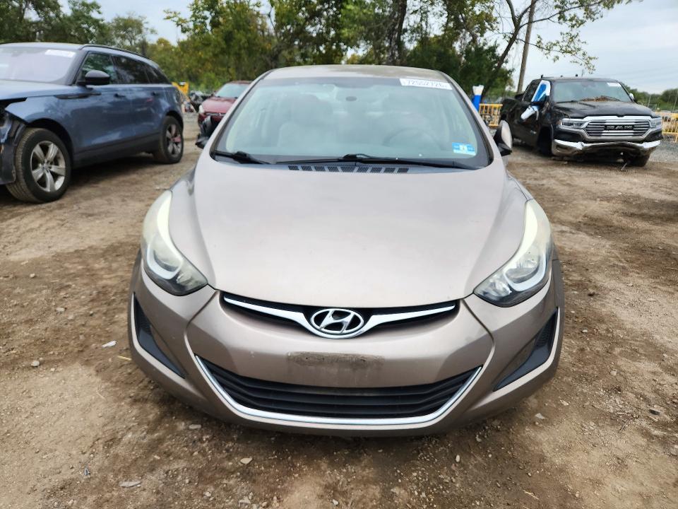 Снимка 5 от търг – 2016 HYUNDAI ELANTRA с VIN 5NPDH4AE9GH720146