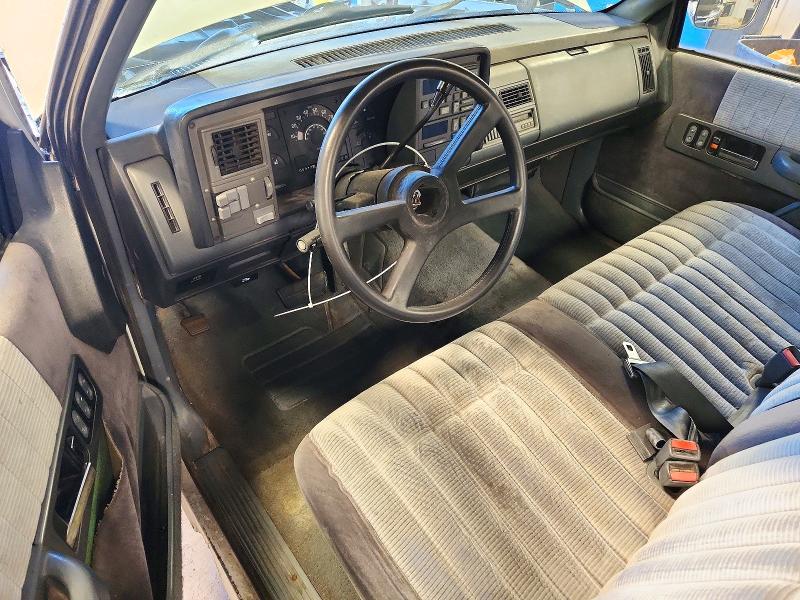 Photo 8 from auction – 1990 CHEVROLET GMT-400 with VIN 2GCEC14K6L1136429