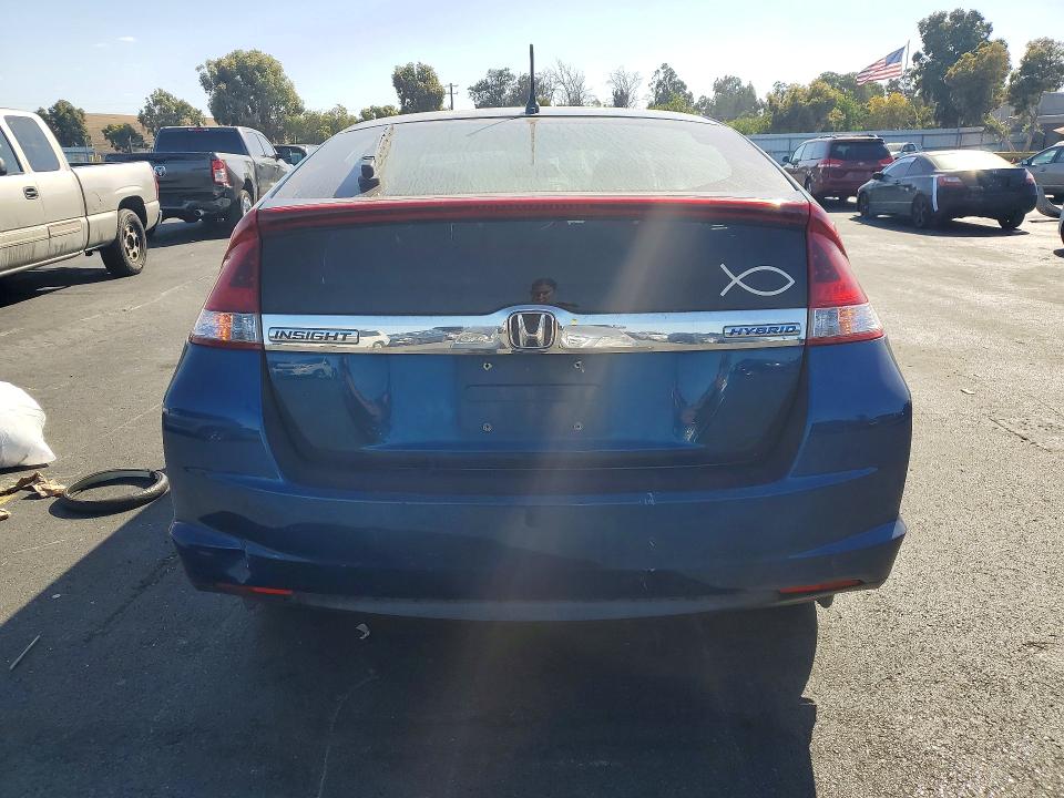 Photo 6 from auction – 2013 HONDA INSIGHT with VIN JHMZE2H72DS004372