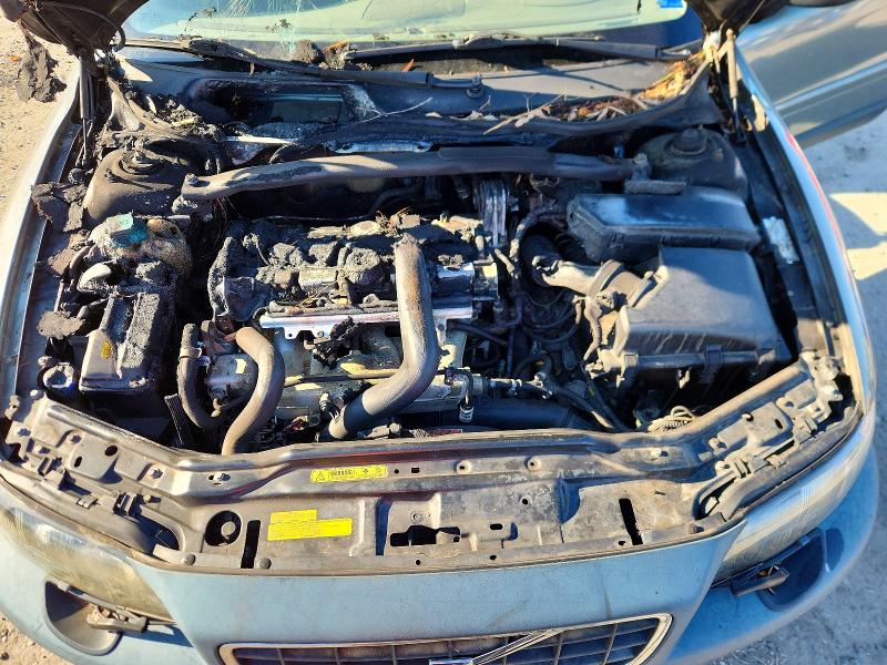 Снимка 12 от търг – 2002 VOLVO V70 с VIN YV1SZ58D221077222