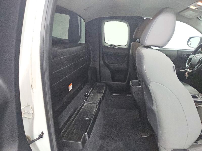 Снимка 10 от търг – 2022 TOYOTA TACOMA с VIN 3TYRX5GN3NT057125