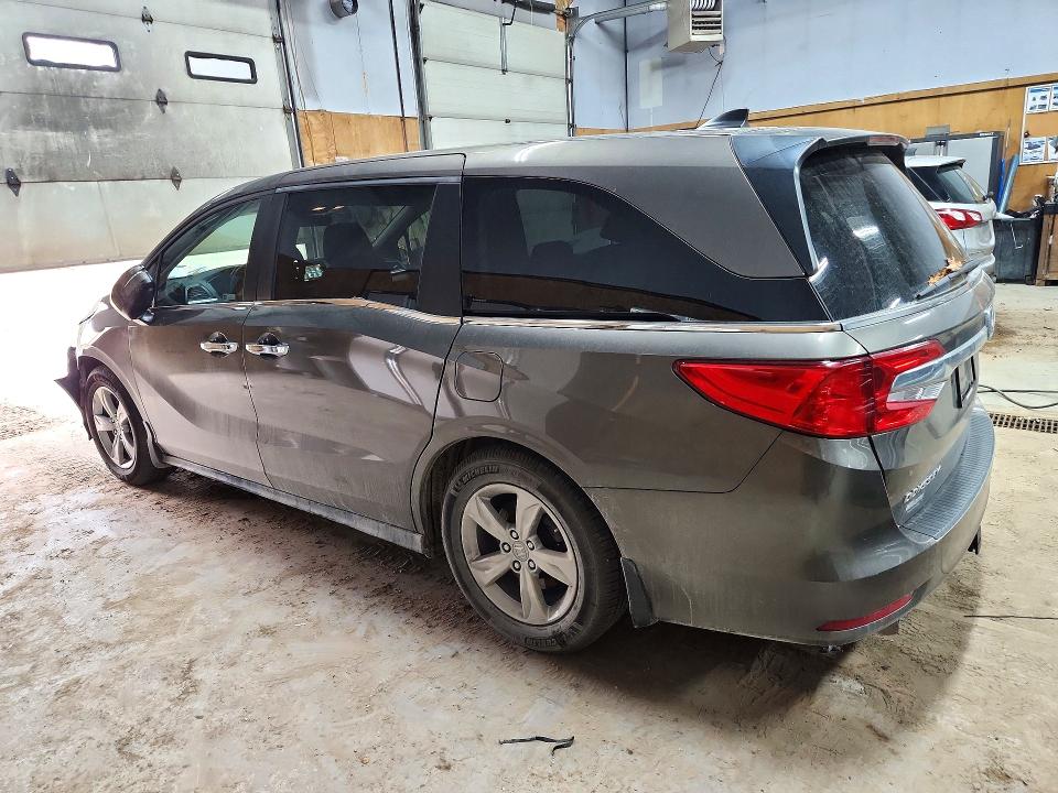 Photo 2 from auction – 2019 HONDA ODYSSEY with VIN 5FNRL6H74KB097226