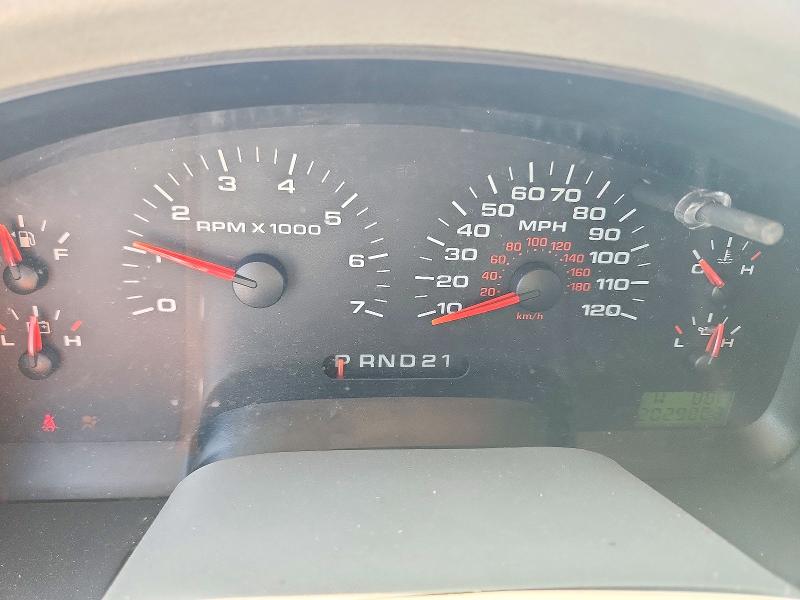 Photo 9 from auction – 2006 FORD F150 with VIN 1FTRX12W66NA54490