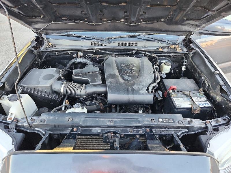 Снимка 11 от търг – 2017 TOYOTA TACOMA с VIN 5TFCZ5AN9HX055222