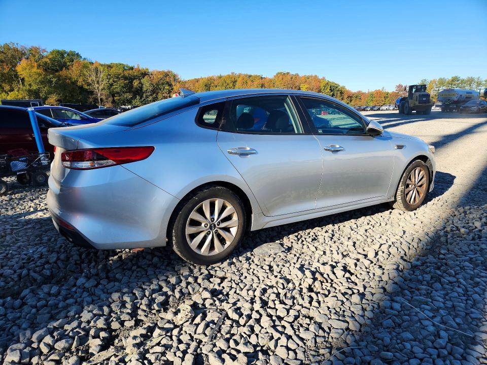 صورة رقم 3 من المزاد - 2016 KIA OPTIMA مع VIN 5XXGT4L38GG009170