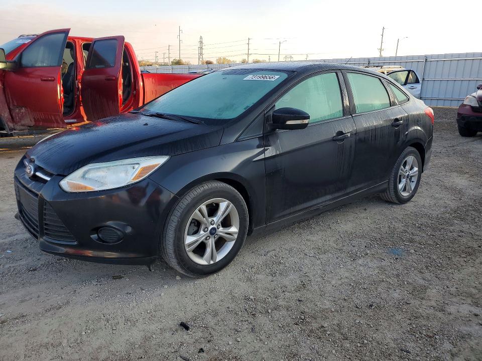 FORD FOCUS 2013 مع رقم تعريف المركبة 1FADP3F26DL330646 - صورة من المزاد