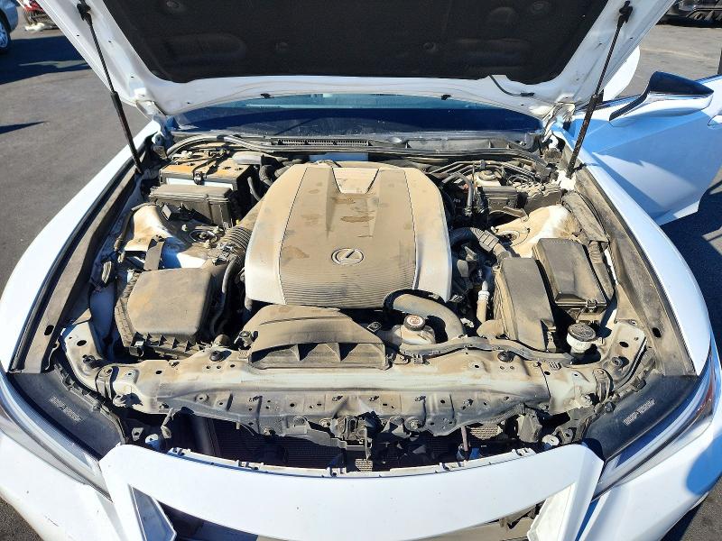 Photo 11 from auction – 2022 LEXUS IS with VIN JTHGZ1B27N5049679
