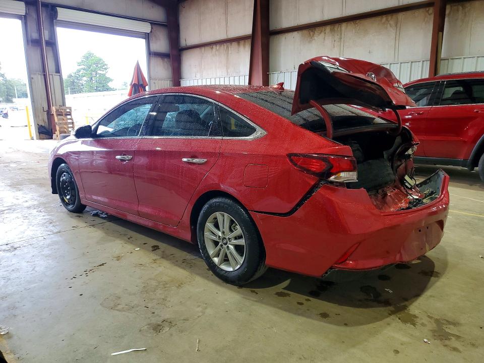 Photo 2 from auction – 2019 HYUNDAI SONATA with VIN 5NPE34AF4KH778993