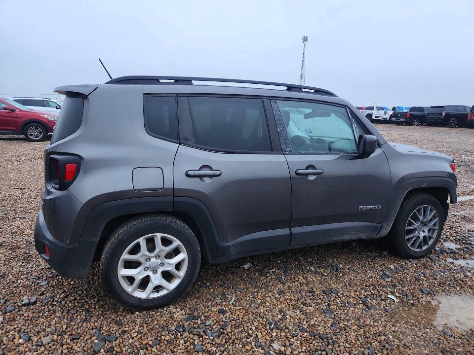 Photo 3 from auction – 2017 JEEP RENEGADE with VIN ZACCJABB8HPG52210