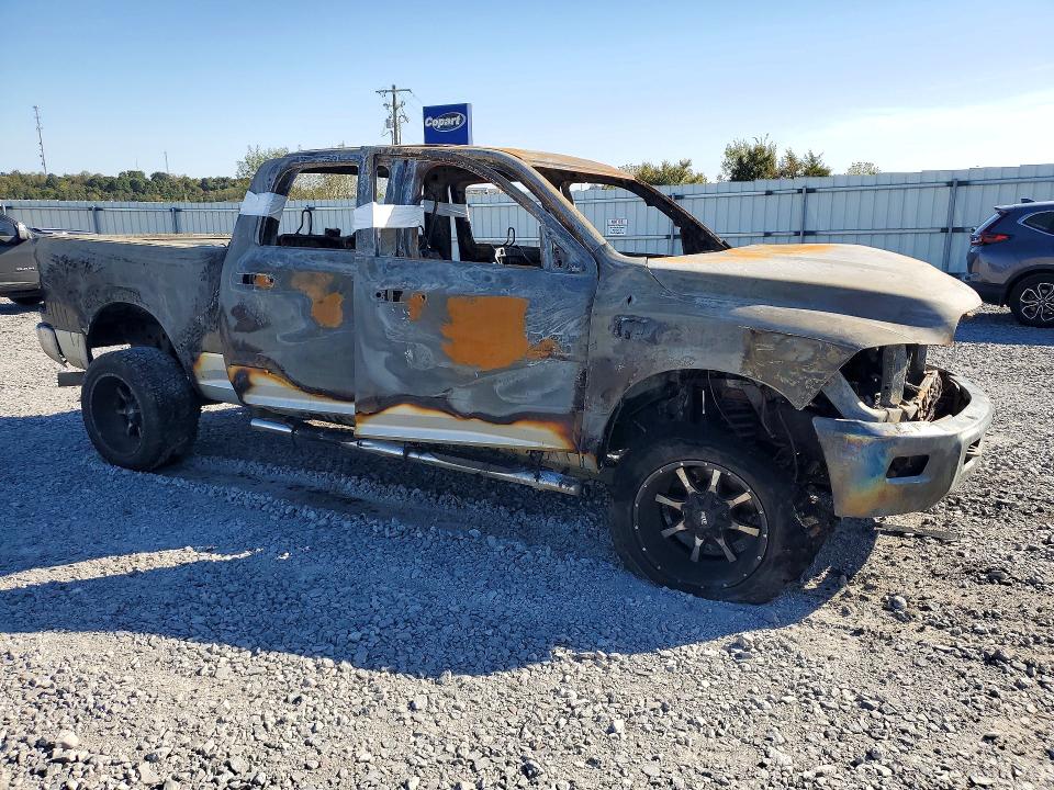 Снимка 4 от търг – 2015 RAM 2500 с VIN 3C6UR5FL8FG623769
