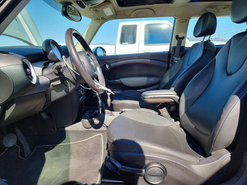 Снимка 7 от търг – 2012 MINI COOPER с VIN WMWSU3C59CT257261