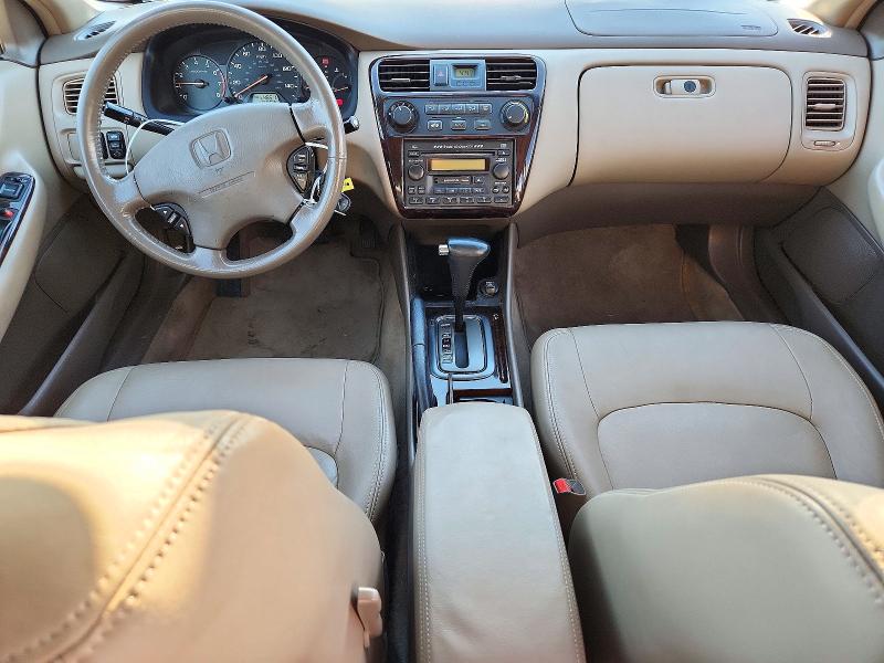 Снимка 8 от търг – 2002 HONDA ACCORD с VIN 1HGCG56682A154116