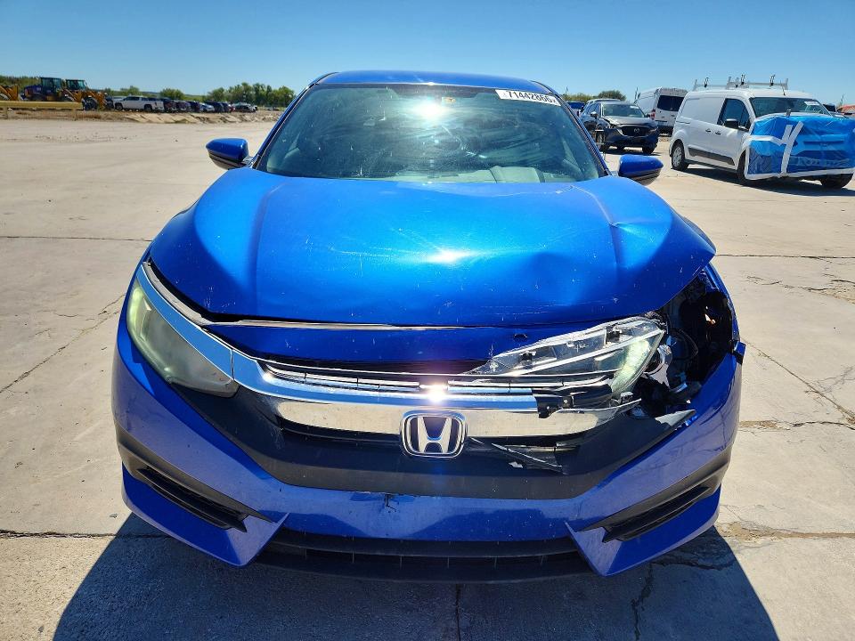 Снимка 5 от търг – 2018 HONDA CIVIC с VIN 19XFC2F56JE003638