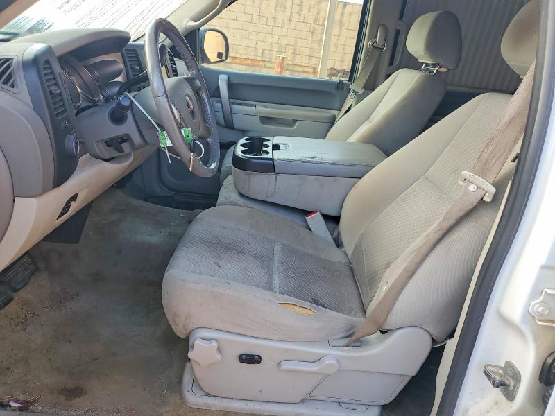 Снимка 7 от търг – 2010 GMC SIERRA с VIN 3GTRKVE33AG187099