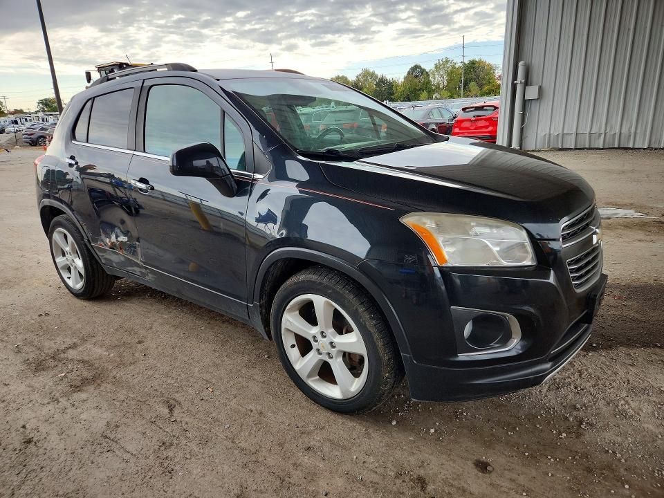 Photo 4 from auction – 2015 CHEVROLET TRAX with VIN KL7CJNSB6FB167334