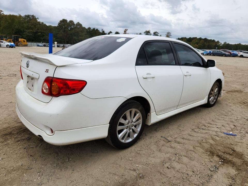 Снимка 3 от търг – 2010 TOYOTA COROLLA с VIN 1NXBU4EE0AZ205400
