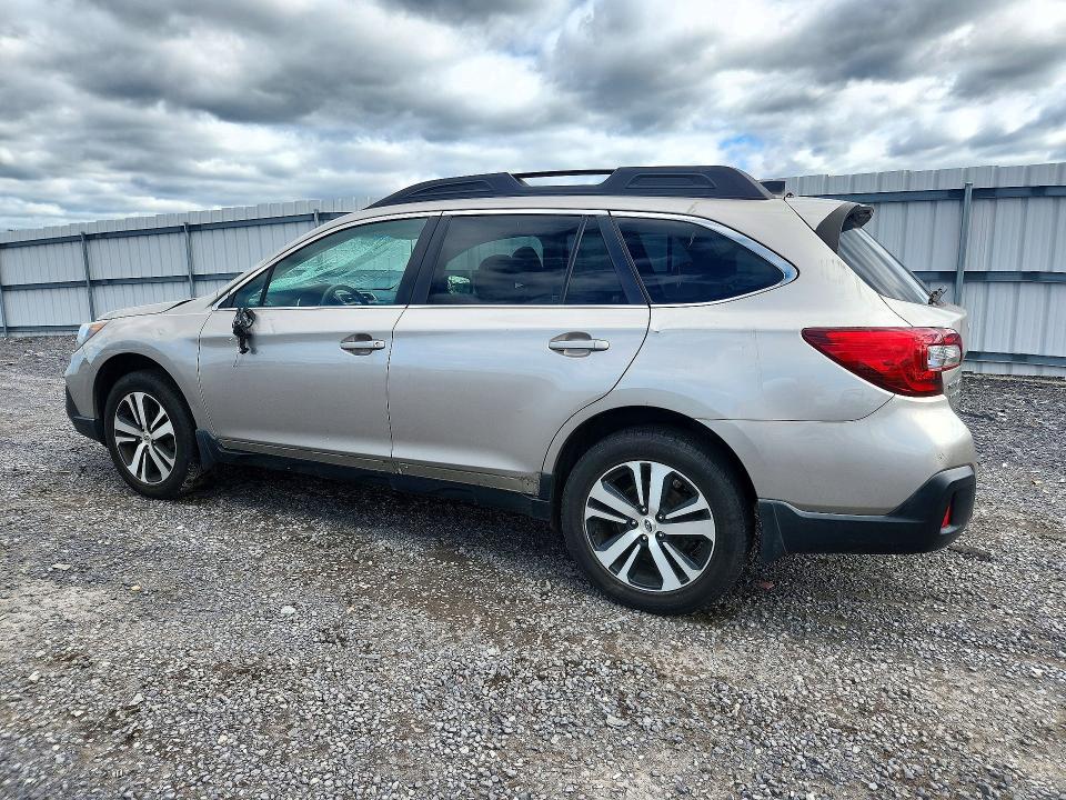 Фото 2 с аукциона – 2018 SUBARU OUTBACK с VIN 4S4BSAKC7J3356439