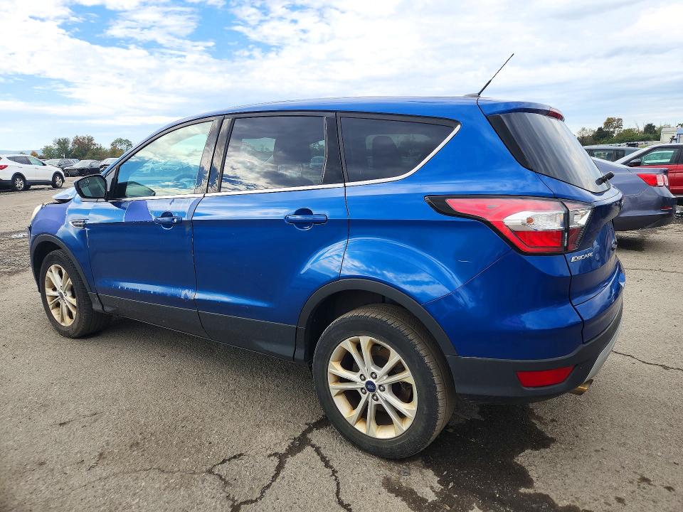 Zdjęcie 2 z aukcji – 2017 FORD ESCAPE z VIN 1FMCU9GD8HUE00256