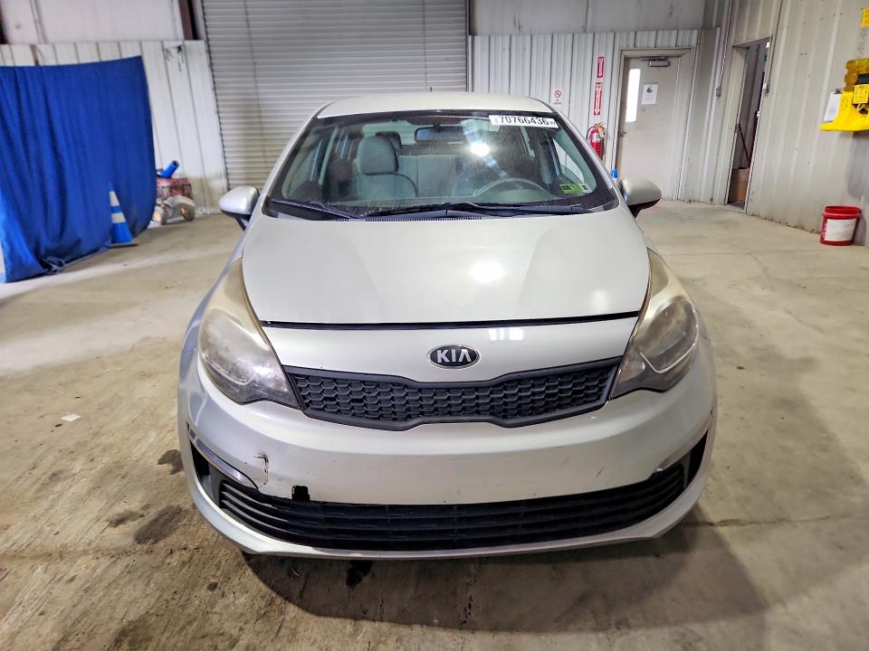 Снимка 5 от търг – 2016 KIA RIO с VIN KNADM4A30G6565553