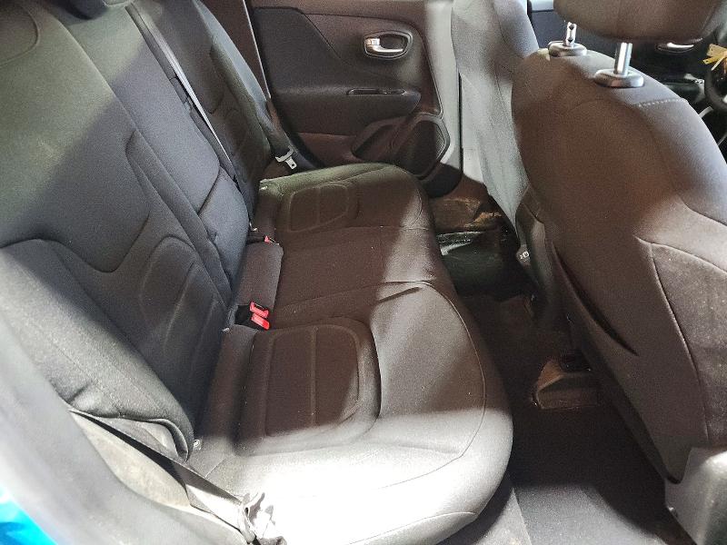 Photo 11 from auction – 2021 JEEP RENEGADE with VIN ZACNJDBBXMPN33690