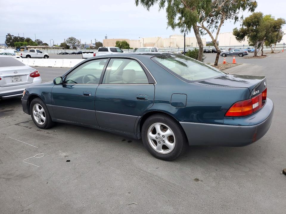 Фото 2 с аукциона – 1998 LEXUS ES с VIN JT8BF28G6W5044213
