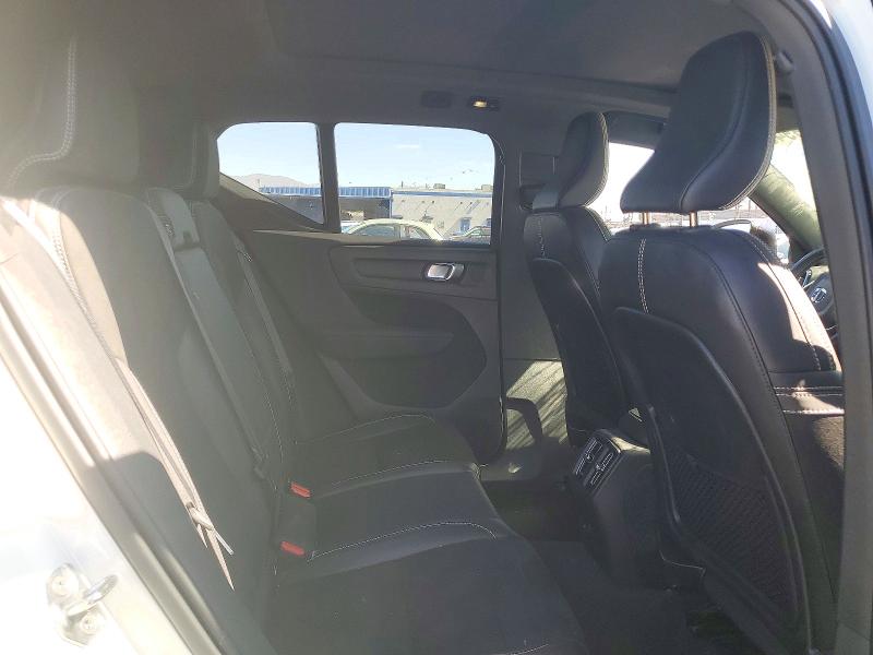 Photo 11 from auction – 2021 VOLVO XC40 with VIN YV4ED3UR1M2522387