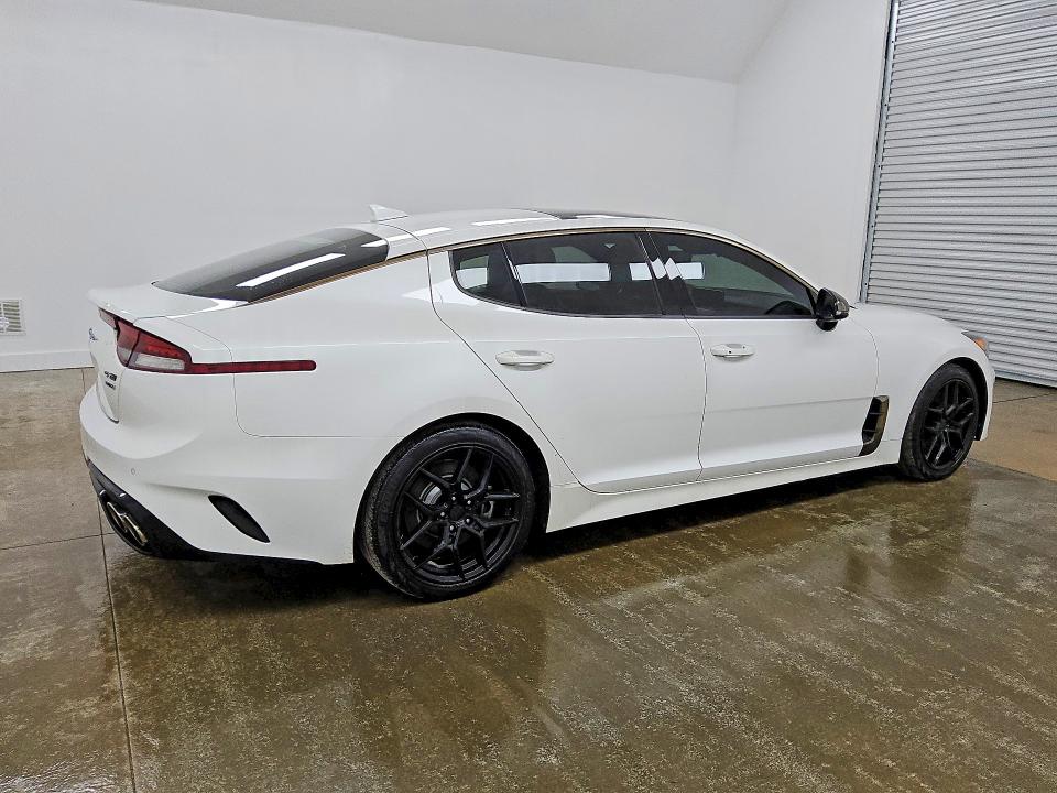 Foto 3 de la subasta – 2022 KIA STINGER con VIN KNAE35LD7N6101322