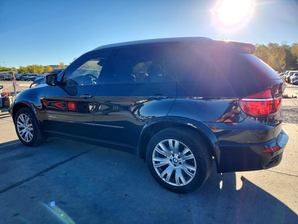 Снимка 2 от търг – 2011 BMW X5 с VIN 5UXZV8C57BL418957