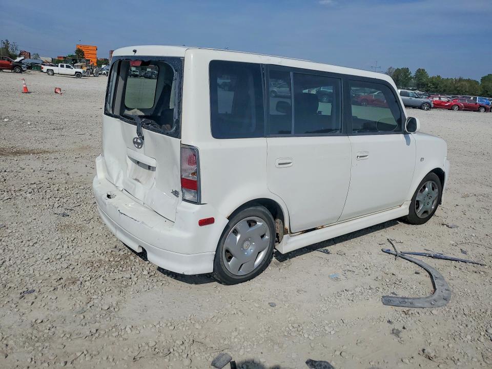 Foto 3 de la subasta – 2004 SCION XB con VIN JTLKT324740157312