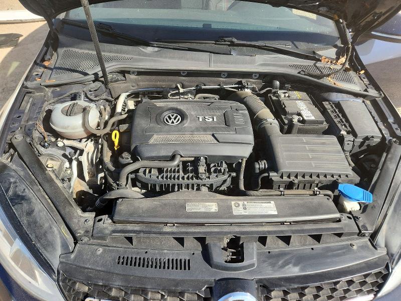 Снимка 11 от търг – 2017 VOLKSWAGEN GTI с VIN 3VW4T7AUXHM075572