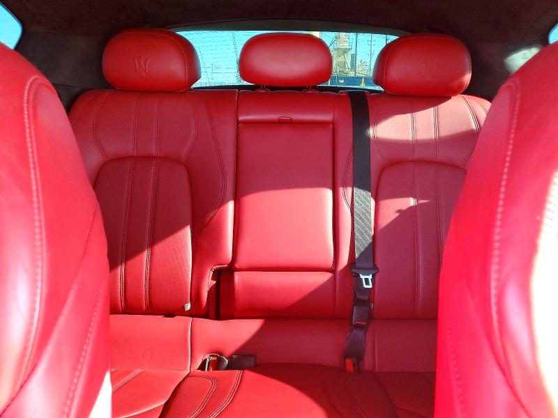 Photo 10 from auction – 2022 MASERATI LEVANTE with VIN ZN661XUA2NX392866