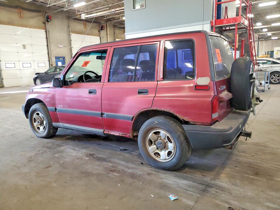 Снимка 2 от търг – 1997 GEO TRACKER с VIN 2CNBJ1363V6912773