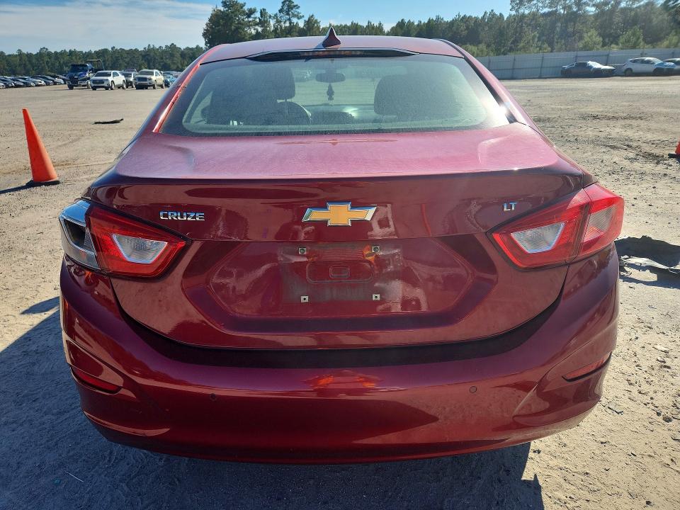 Снимка 6 от търг – 2018 CHEVROLET CRUZE с VIN 1G1BE5SM3J7226798